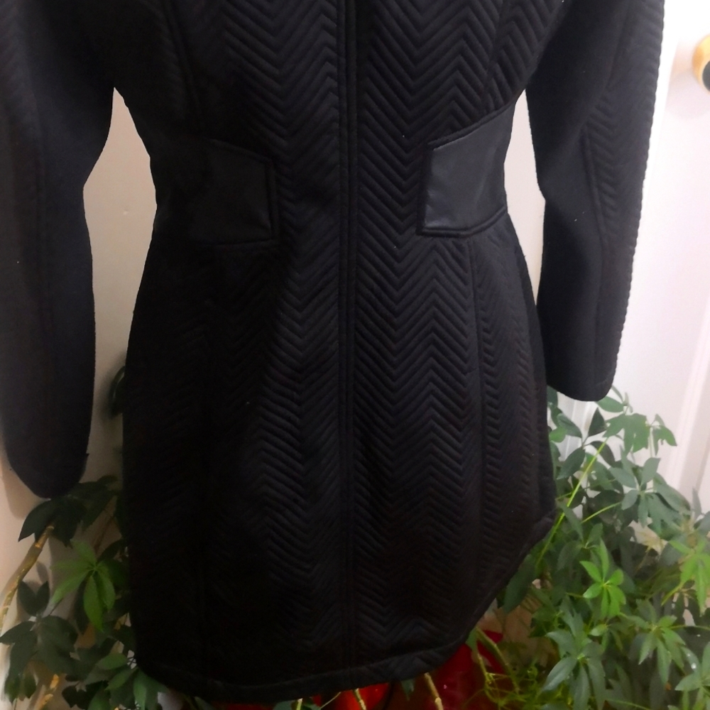 🧥 jacket - Picture 6 of 11